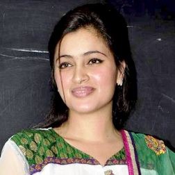Telugu Movie Actress Navneet Kaur