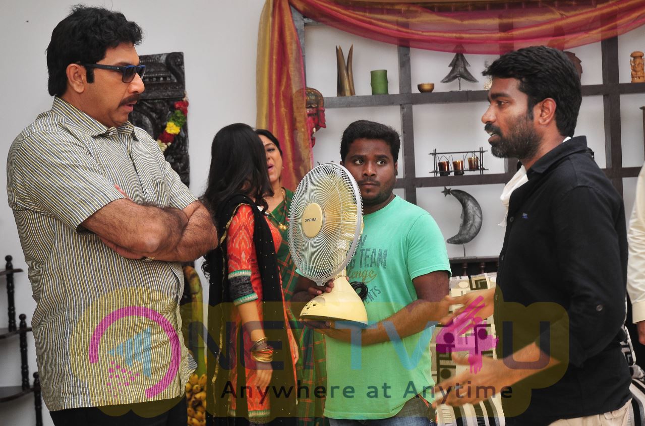 nenu sailaja working stills 8