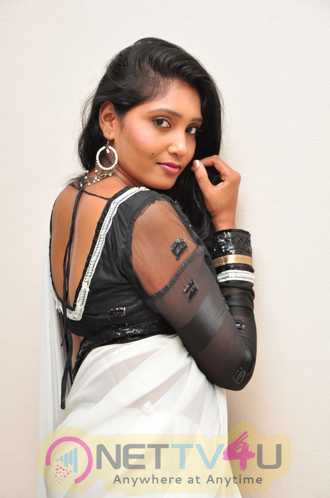 nisha latest photos in black and white saree 38