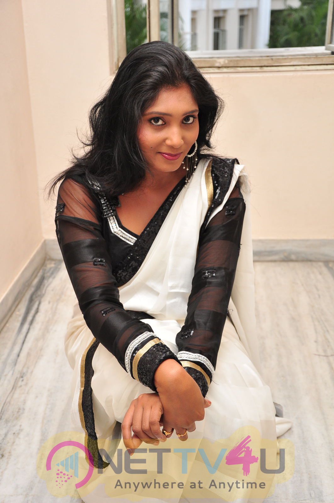 nisha latest photos in black and white saree 7