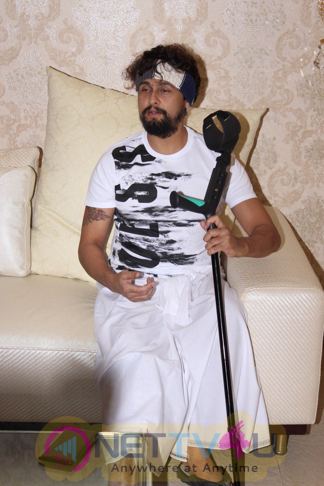 Photos Of Sonu Nigam Talk About His Recently Social Experiment Roadside Ustaaad Hindi Gallery