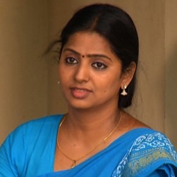 Telugu Movie Actress Poorani