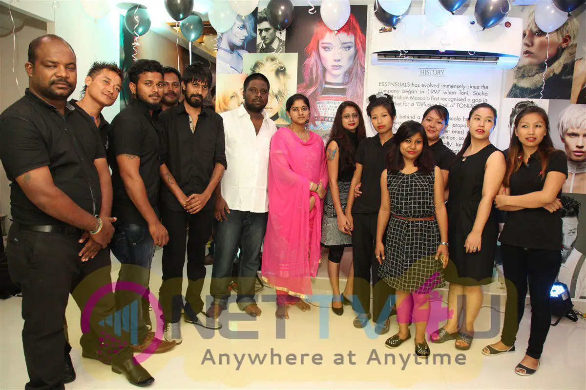 Priya Anand At Essensuals Toni And Guy Salon Launch Photos Tamil Gallery