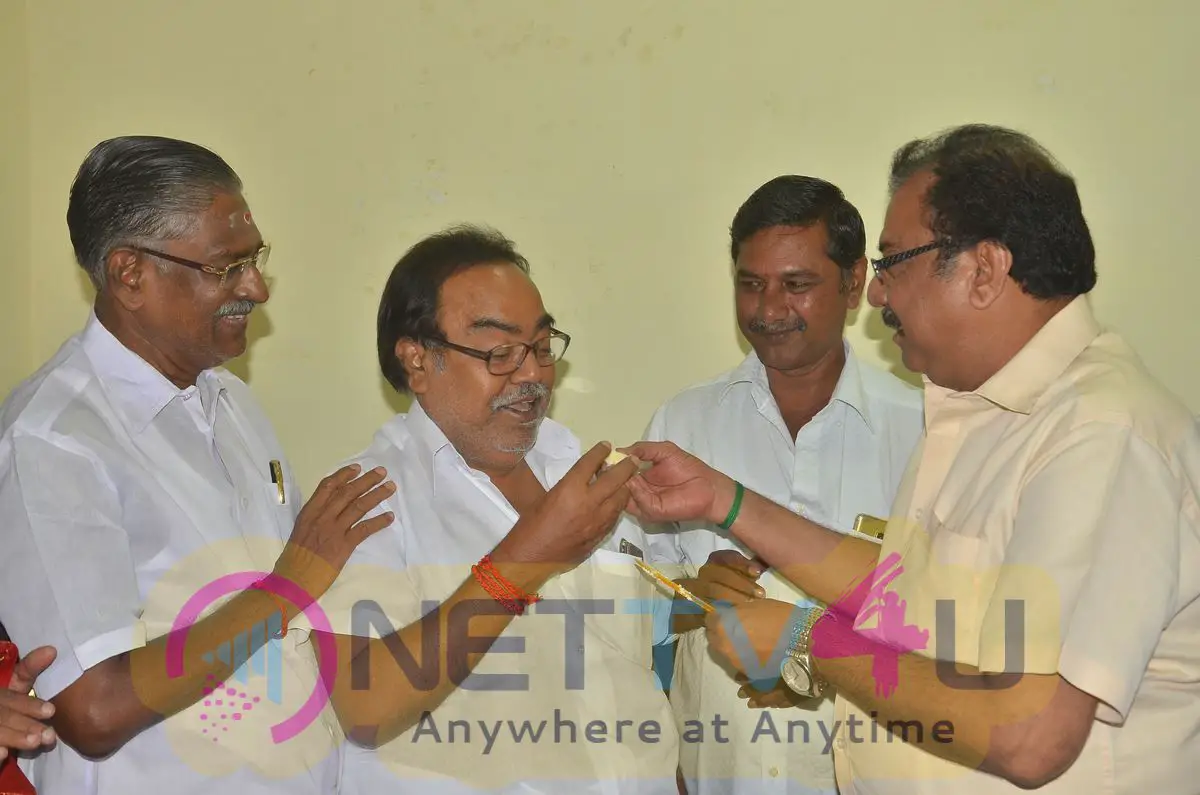 Producer Sivasakthi Pandian Birthday Celebration Photos Tamil Gallery