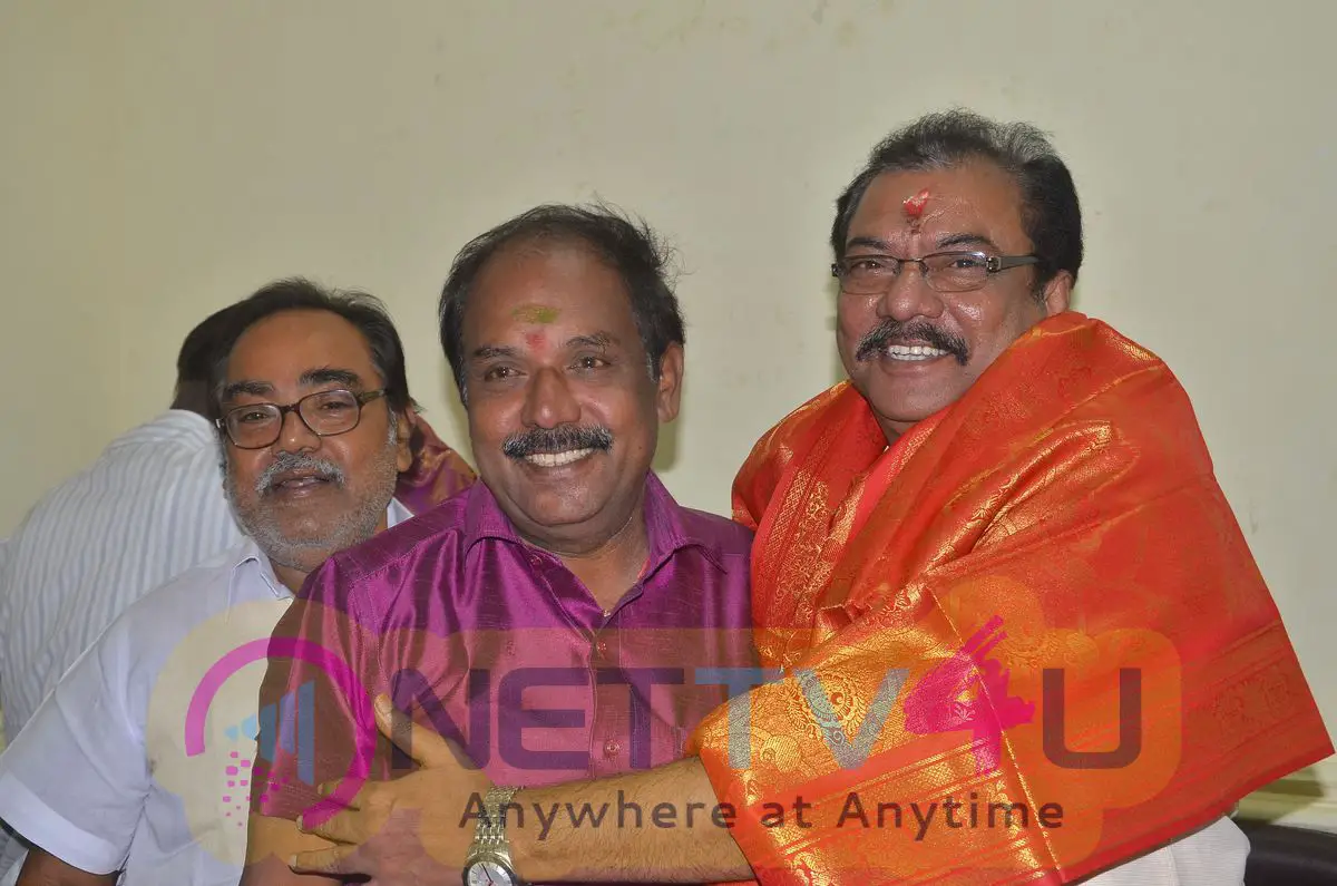 Producer Sivasakthi Pandian Birthday Celebration Photos Tamil Gallery