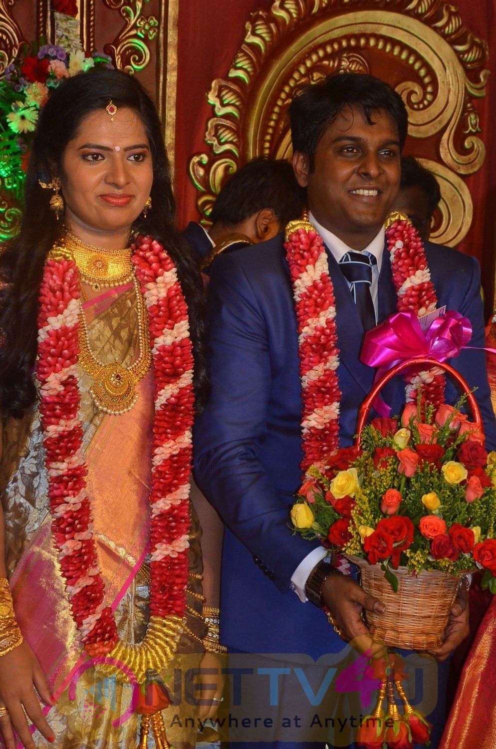 Producer Vinoth Kumar & Sindhu Wedding Reception Photos Tamil Gallery