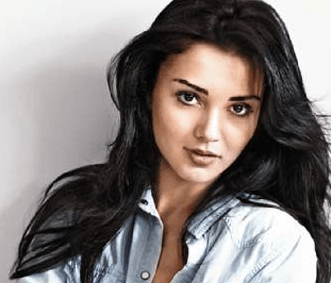 Parade Against Amy Jackson In Front Of Nadigar Sangam