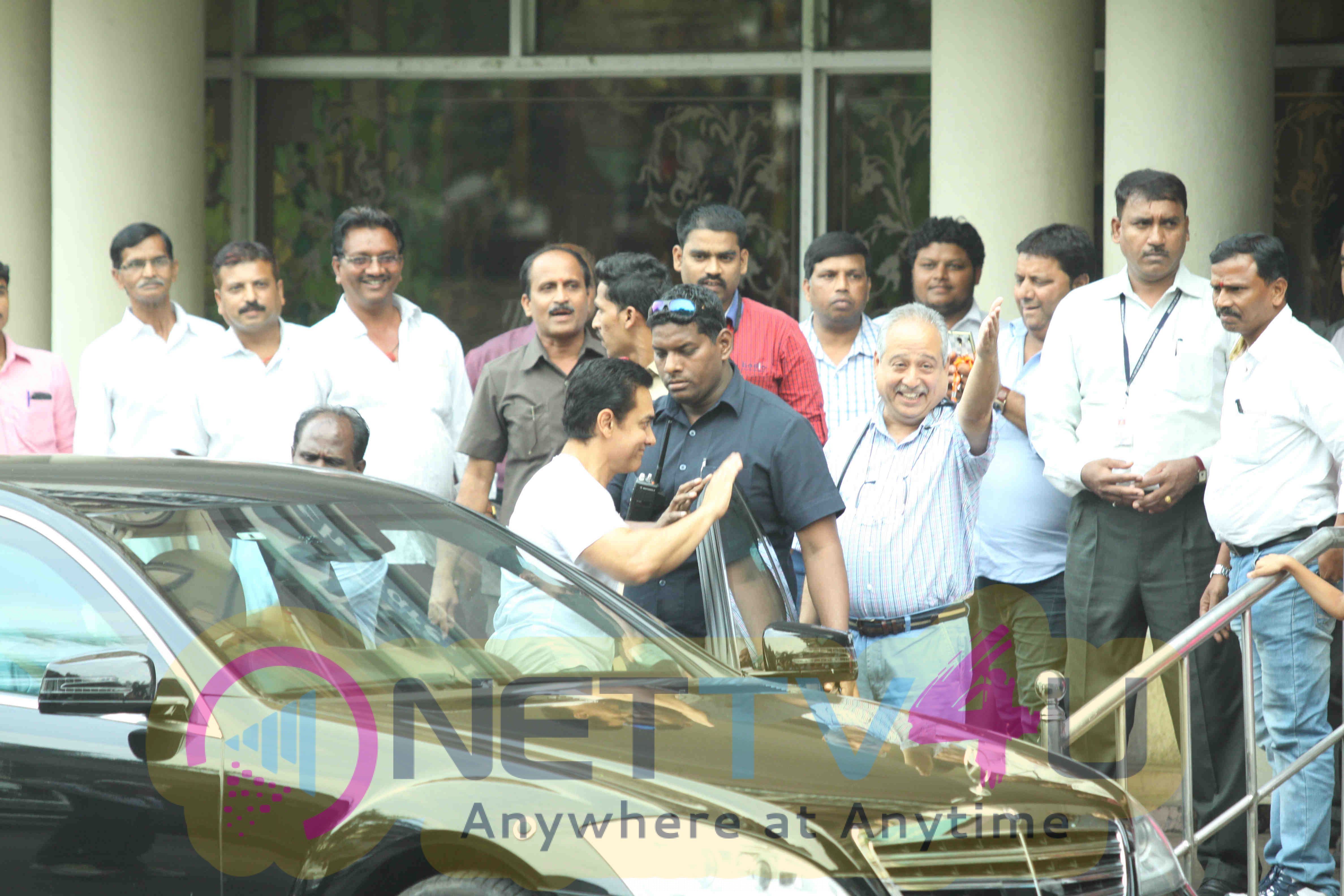 Photos Of Actor Aamir Khan Visited Dilip Kumar At The Lilavati Hospital Yesterday Evening Hindi Gallery