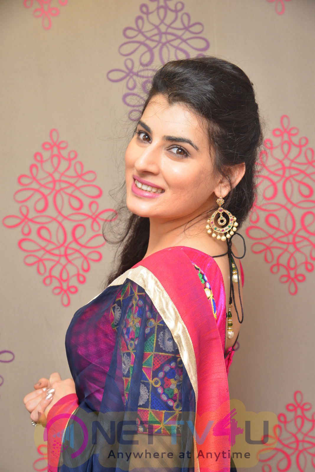 photos of archana at srinivasa textiles launch 27