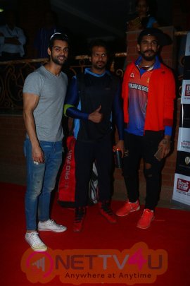 Photos Of Bollywood Celebrity Charity T20 Cricket Match Hindi Gallery