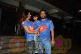 Photos Of Bollywood Celebrity Charity T20 Cricket Match Hindi Gallery