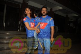 Photos Of Bollywood Celebrity Charity T20 Cricket Match Hindi Gallery