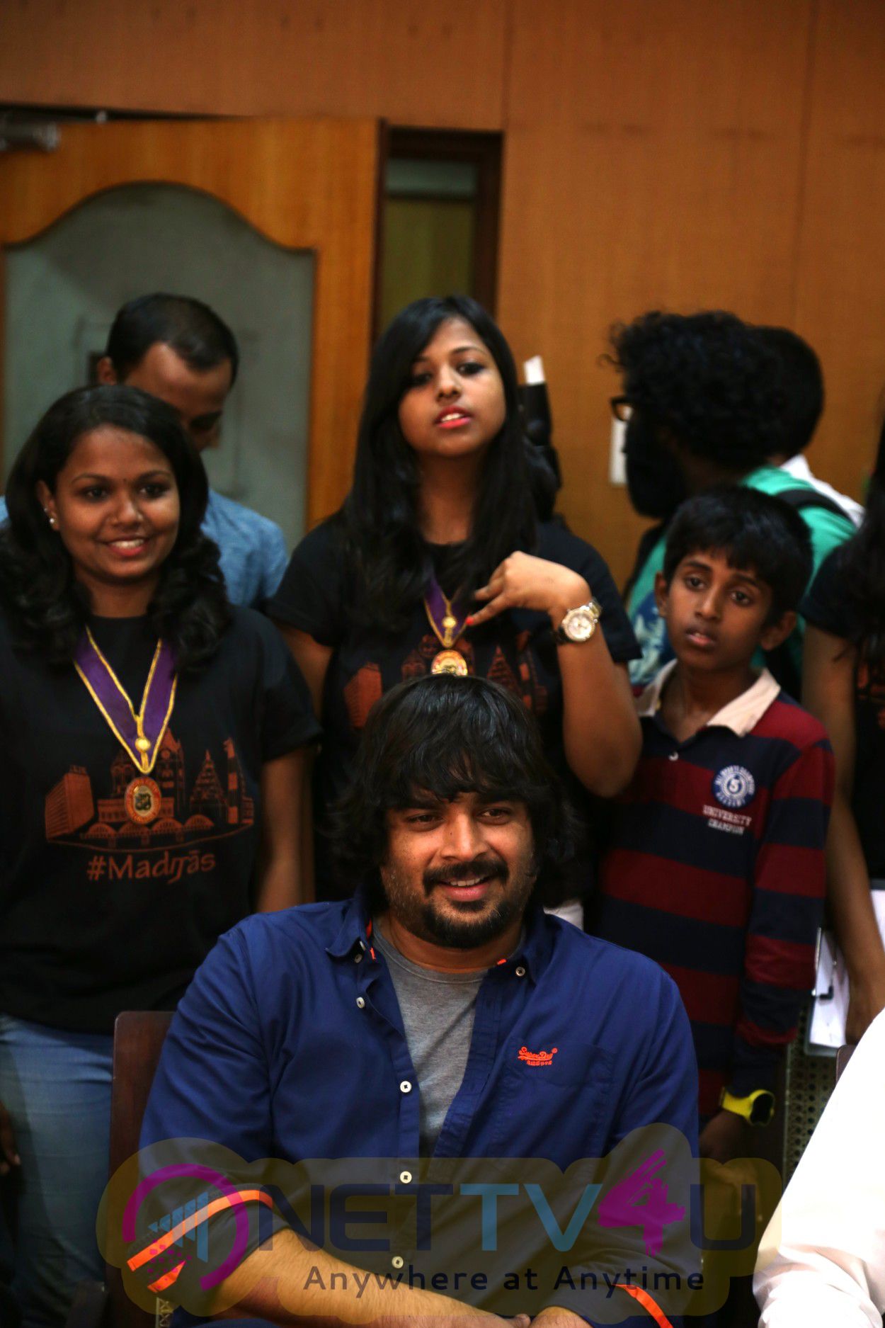 photos of tamil movie irudhi suttru team at ethiraj college for irudhi suttru promotions 1