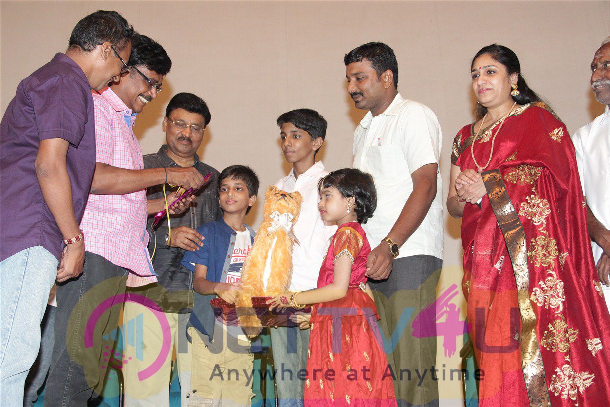 Poonai Meesai Book Release Photos Tamil Gallery