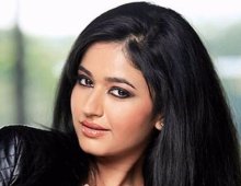 Poonam Bajwa’s Secret Marriage Is A Rumor!