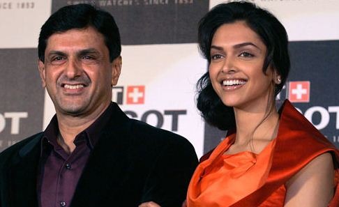 Prakash Padukone Lauds His Daughter Deepika As A Talented Hunk! | NETTV4U