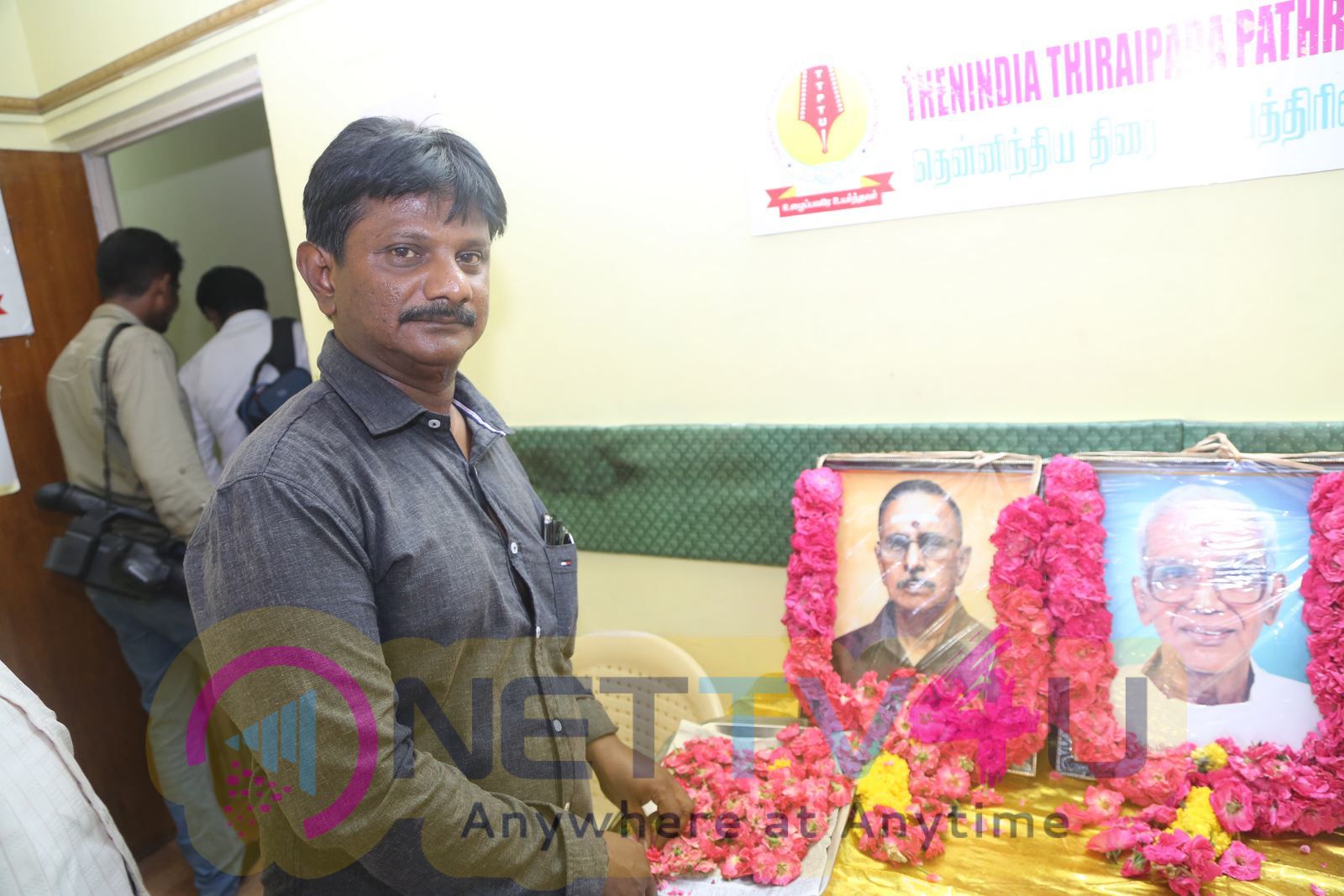 Pro Film News Anandan, Glamour Krishnamurthy And Cine News Selvam Photo Opening Ceremony Stills Tamil Gallery