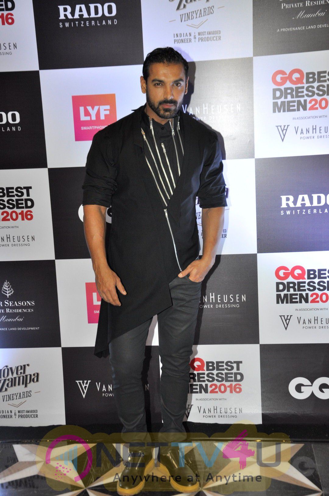 Red Carpet Of The GQ Best Dressed Men 2016 Awards Extraordinary Photos Hindi Gallery