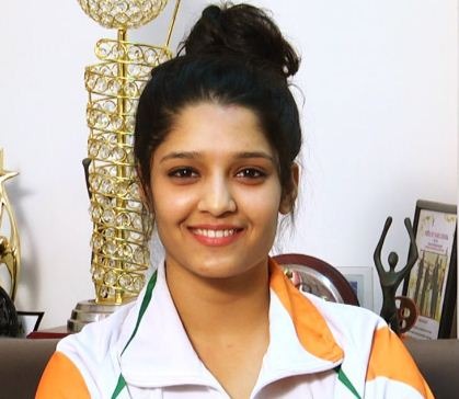 Ritika Singh Pairs Raghava Lawrence In Shivalinga Remake Nettv4u Its raghava lawrence vs lawrence this february 17th. ritika singh pairs raghava lawrence in