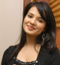 Telugu Movie Actress Saloni Aswani