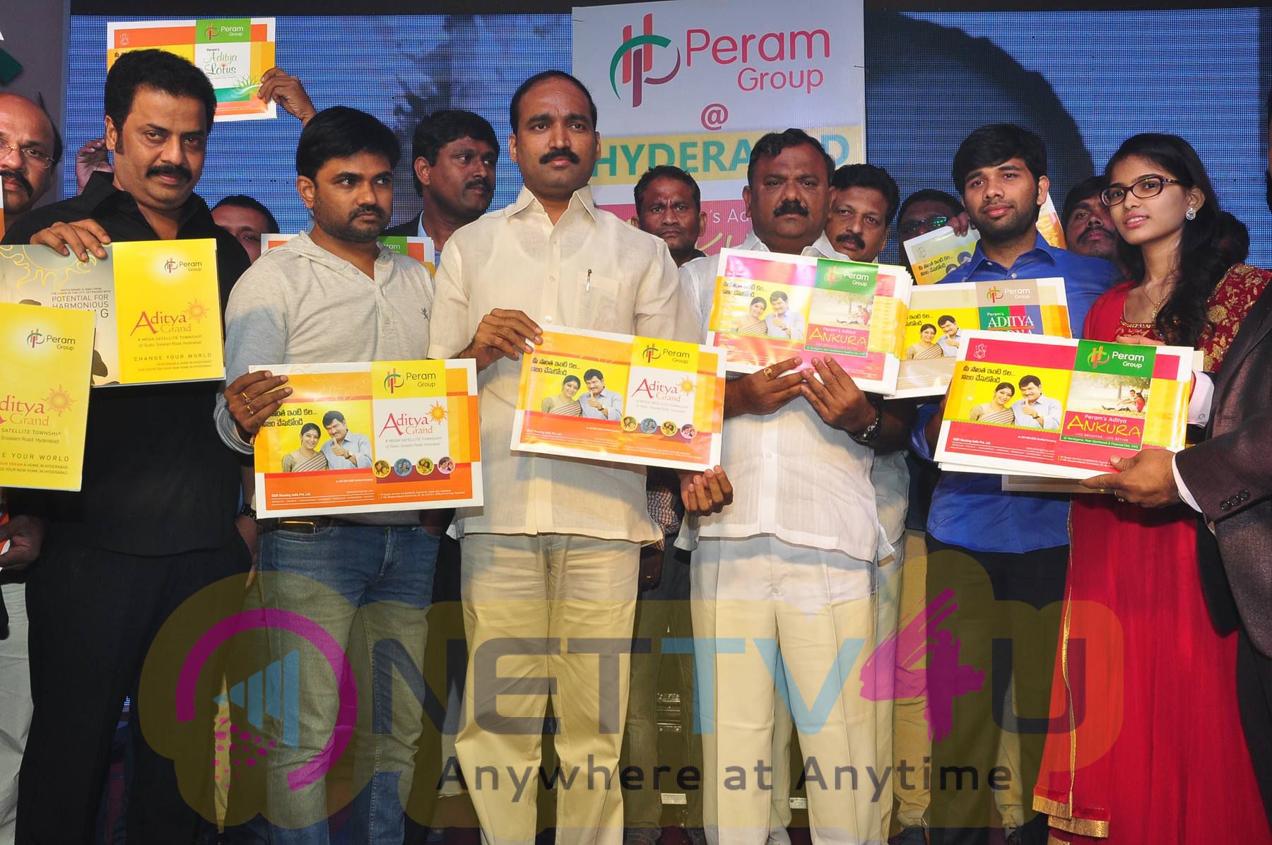 Samantha Launches Peram Mega Ventures Brochure Photos Telugu Gallery
