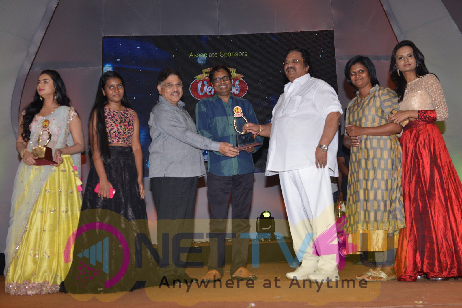 Santosham South India Film Awards 2016 Images Telugu Gallery