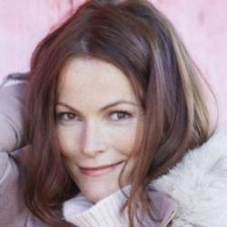 Selina Giles English Supporting Actress