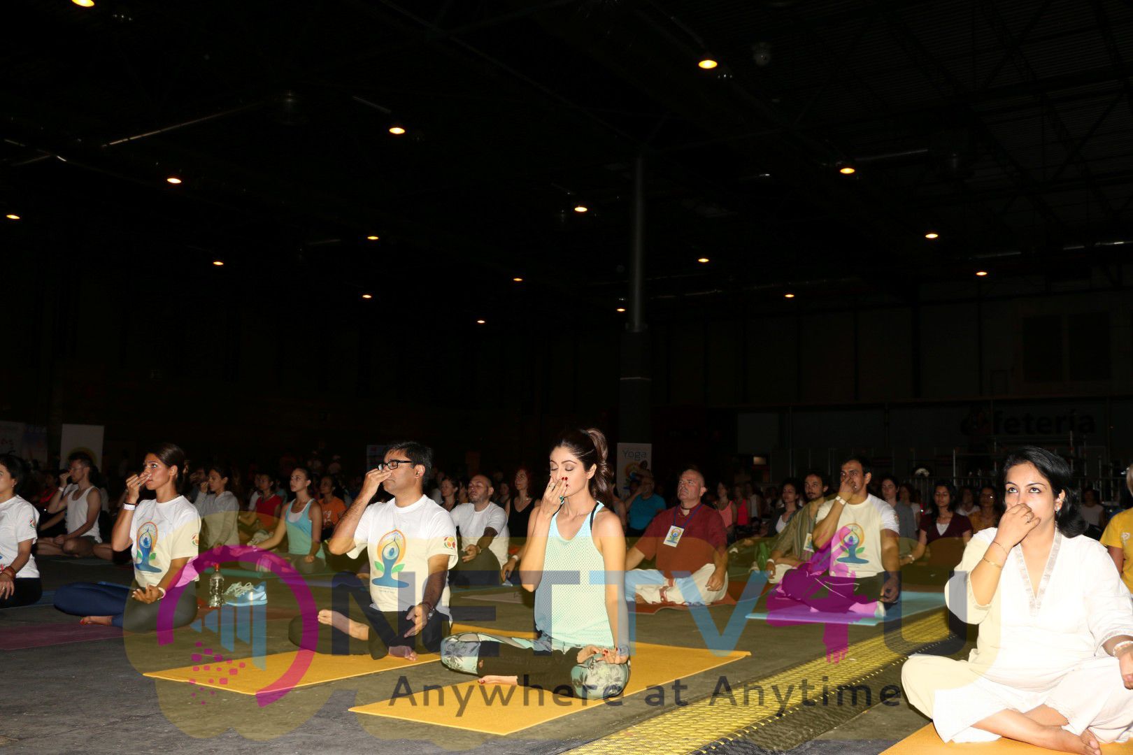 Shilpa Shetty Conducted A IIFA Stomp Yoga Master Class Excellent Photos Hindi Gallery