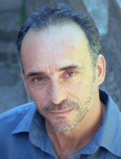 Simone Mariani English Producer