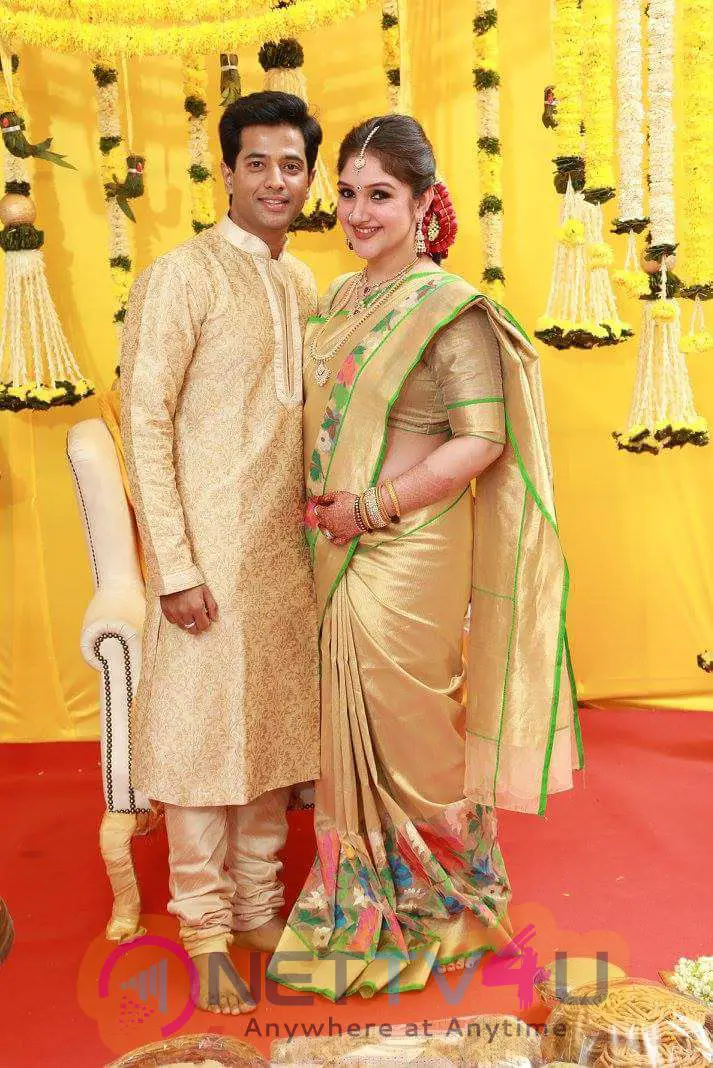 Sridevi - Rahul Blessed With Baby Girl On July 13th Tamil Gallery