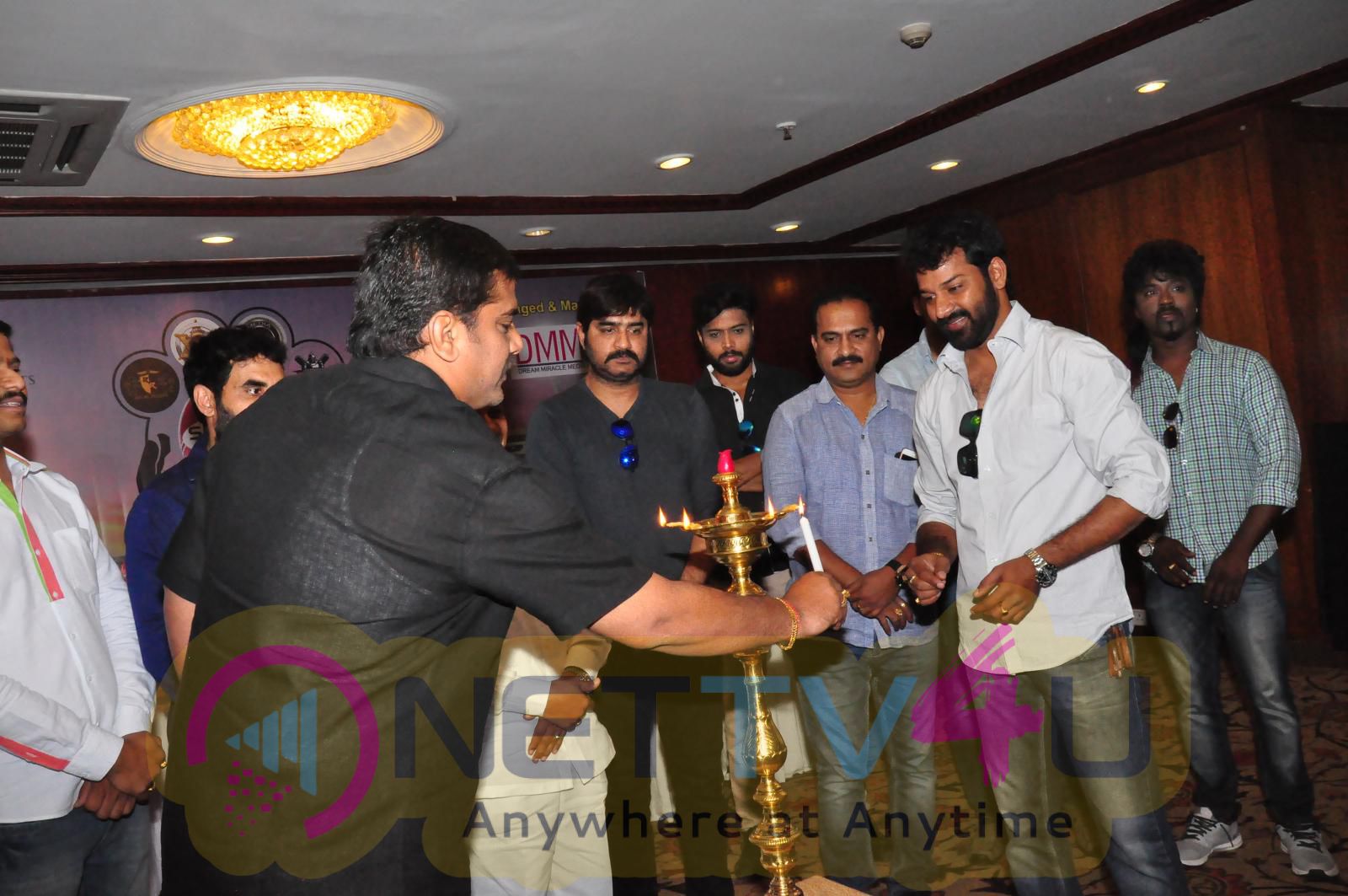 Srikanth Launches Hyderabad Biggest Cricket Logo Exclusive Photos Telugu Gallery