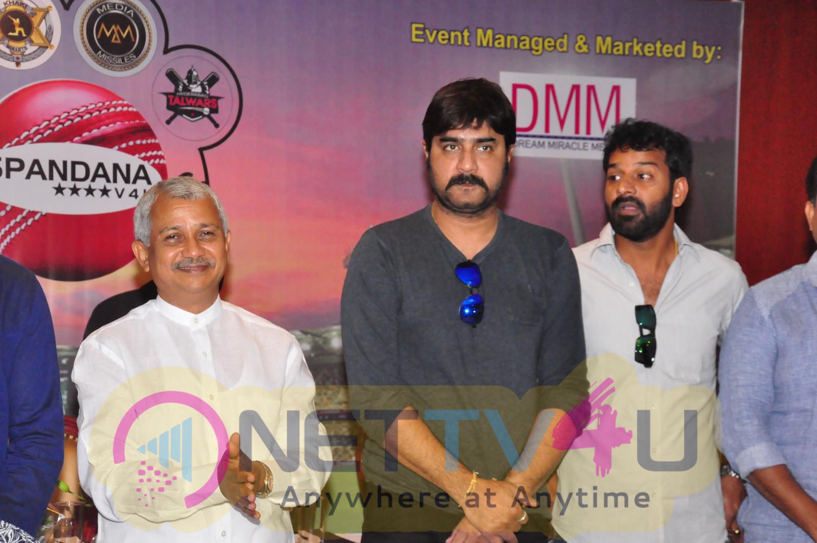 Srikanth Launches Hyderabad Biggest Cricket Logo Exclusive Photos Telugu Gallery