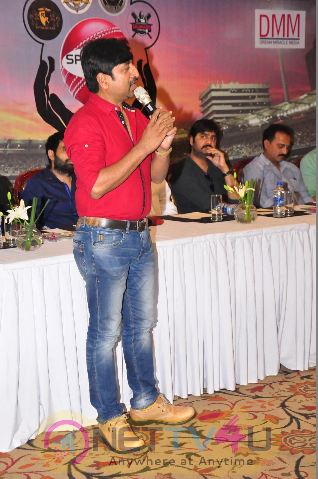 Srikanth Launches Hyderabad Biggest Cricket Logo Exclusive Photos Telugu Gallery