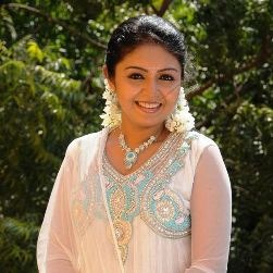 Tamil Movie Actress Sruthi Bala