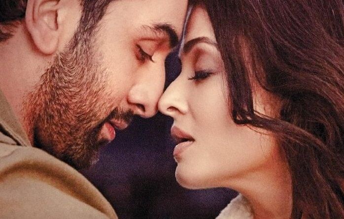Steamy Scenes Of Ash And Ranbir Thrown Out By Censor Board!