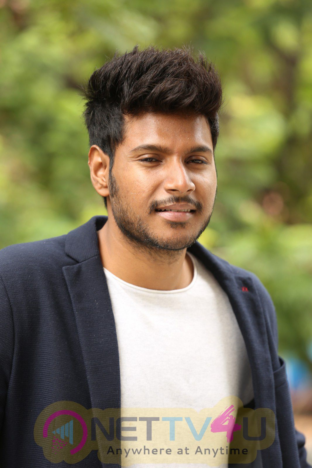 Sundeep Kishan on Twitter Photo Session time  I Love Poster  Shootssuch a fun amp creative job  httptcoLScoEm0gXe  Twitter