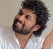 Sunny Wayne As A Hairstylist! Malayalam News
