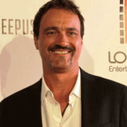 Scott Niemeyer English Executive Producer