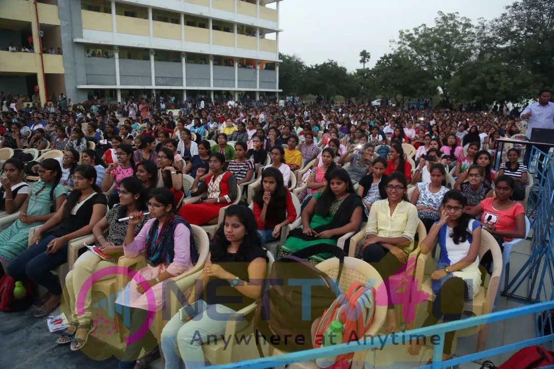 seethamma andalu ramayya sitralu platinum disc function at srinidhi college 210