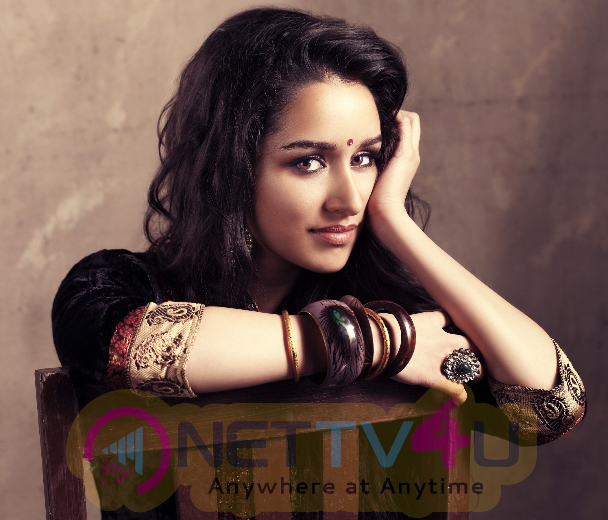 Shraddha Kapoor Images HD - Photoshoot Pictures Hindi Gallery