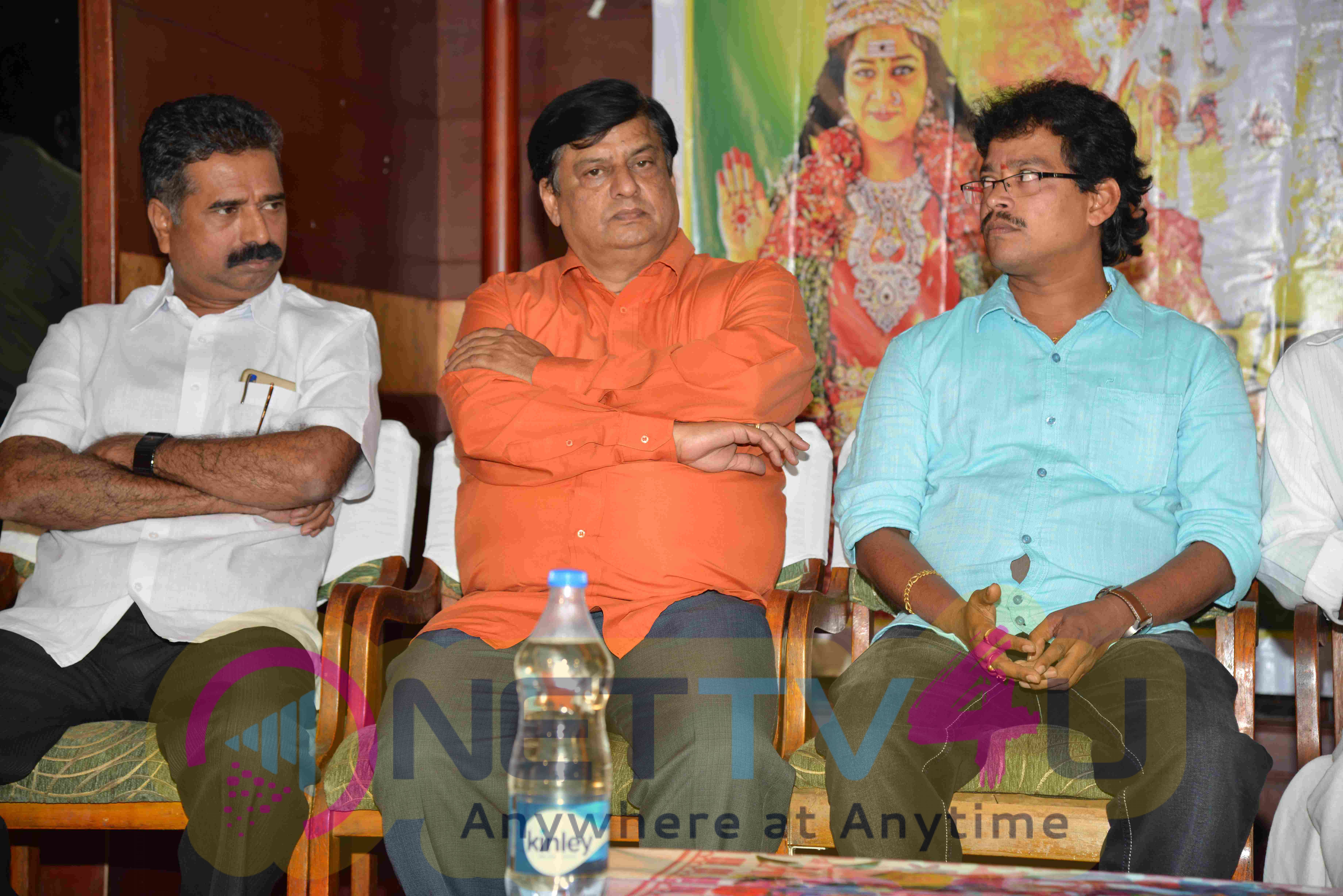 Sigandhur Sri Chowdeshwari Mahime Kannada Movie Pressmeet Stills Kannada Gallery