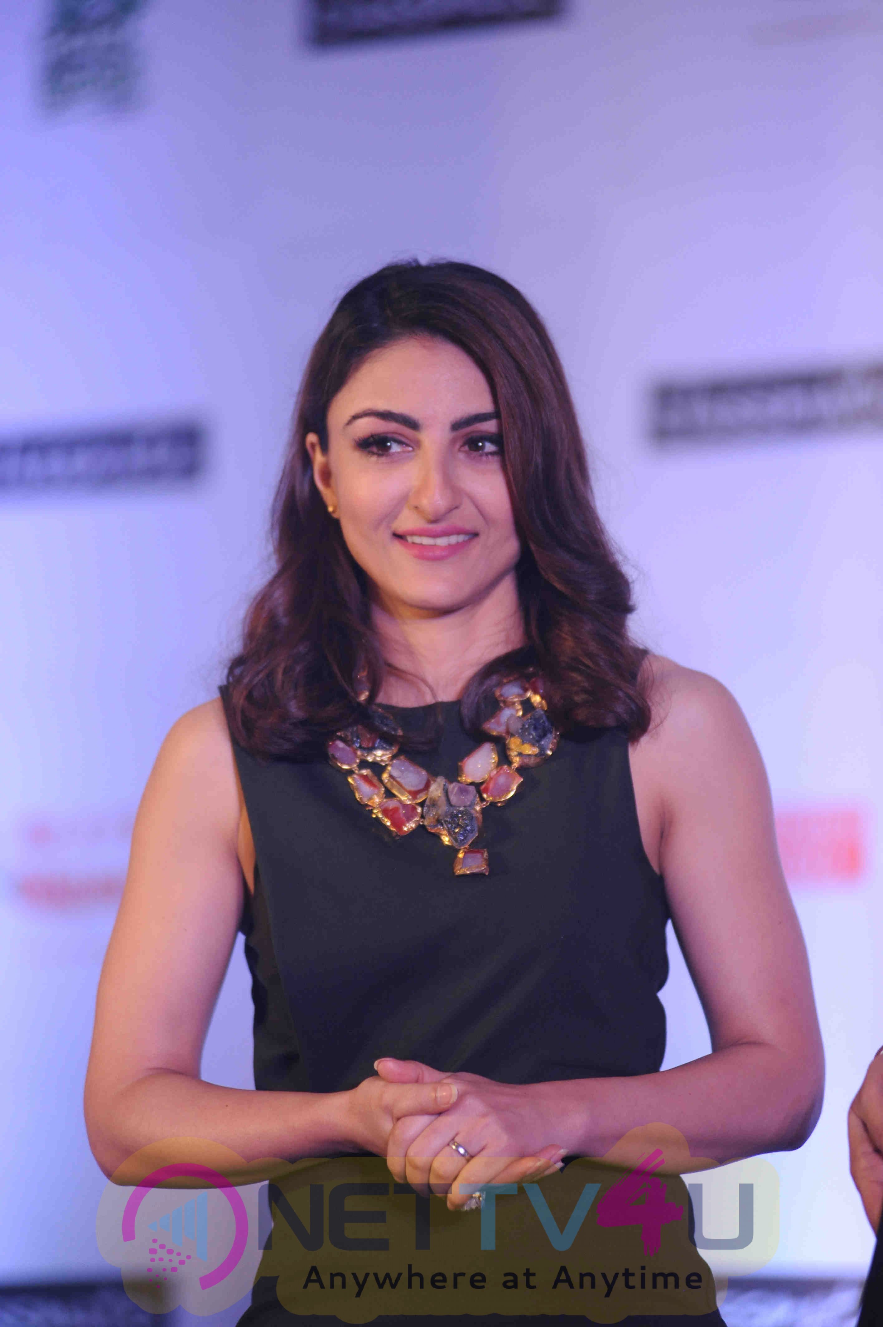 Soha Ali Khan At Classmate Spell Bee Season 8 Winner Announcement Stiils Hindi Gallery