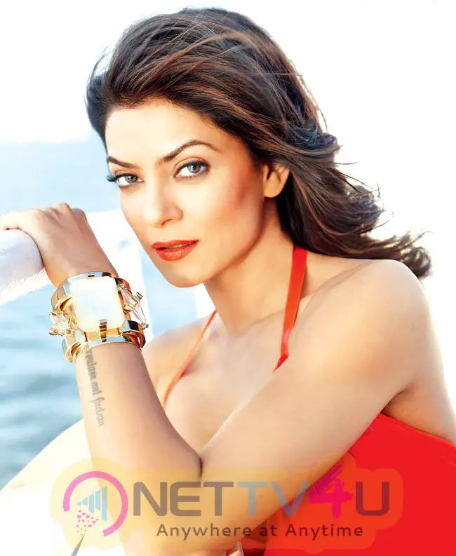 main hoon na sushmita hot