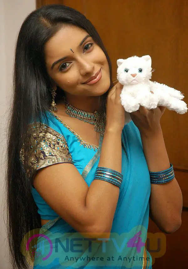 Tamil Actress Asin Latest Glamour Photos Tamil Gallery