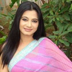 Hindi Tv Actress Tasneem Sheikh