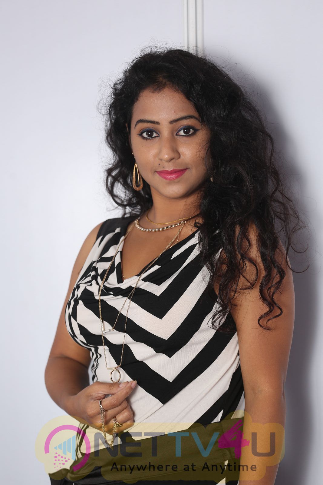 Telugu Actress Deepa Naidu Latest Photo Shoot Pics Telugu Gallery