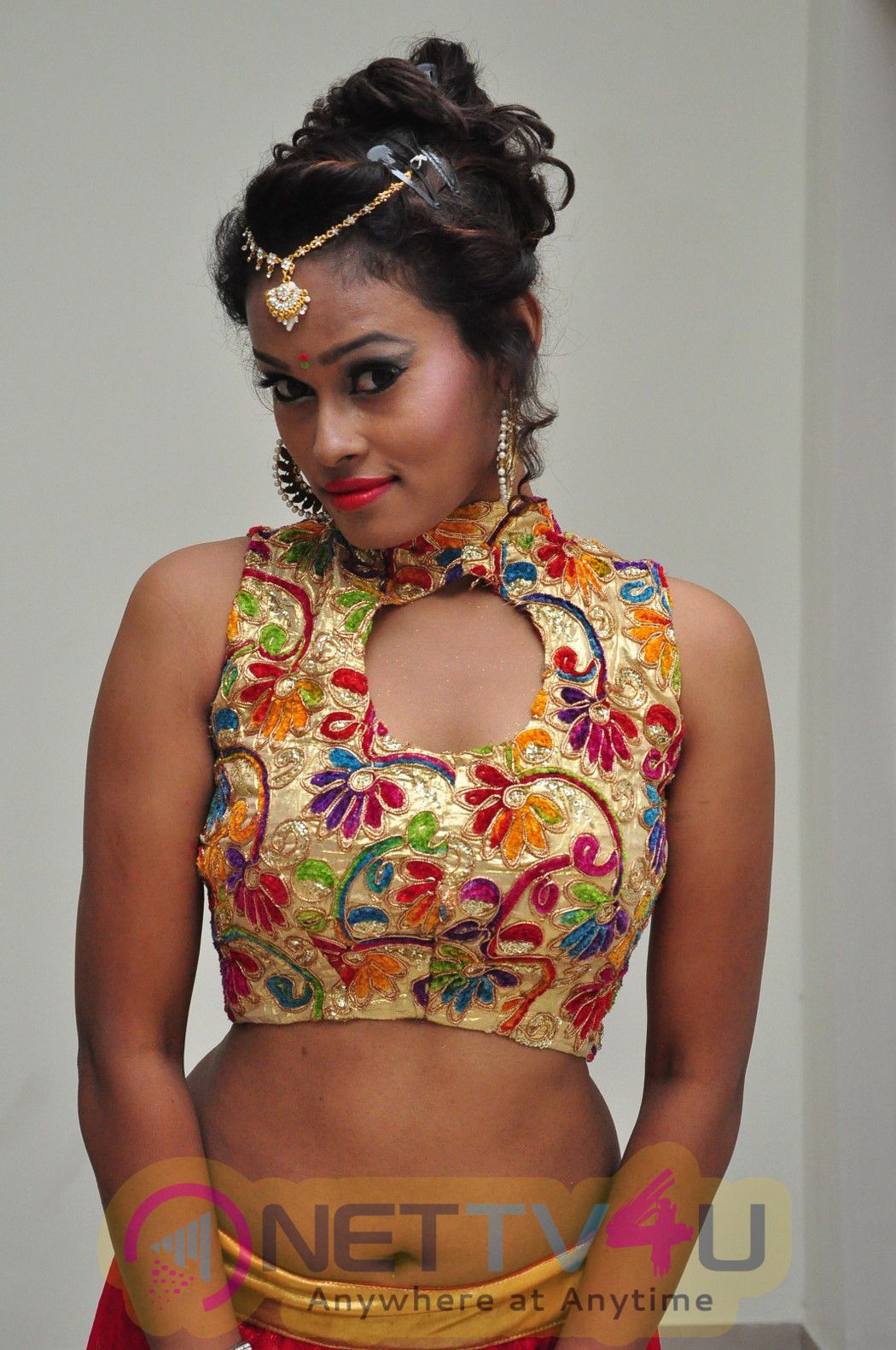 Telugu Item Dancer Nisha Hot Stills Telugu Gallery