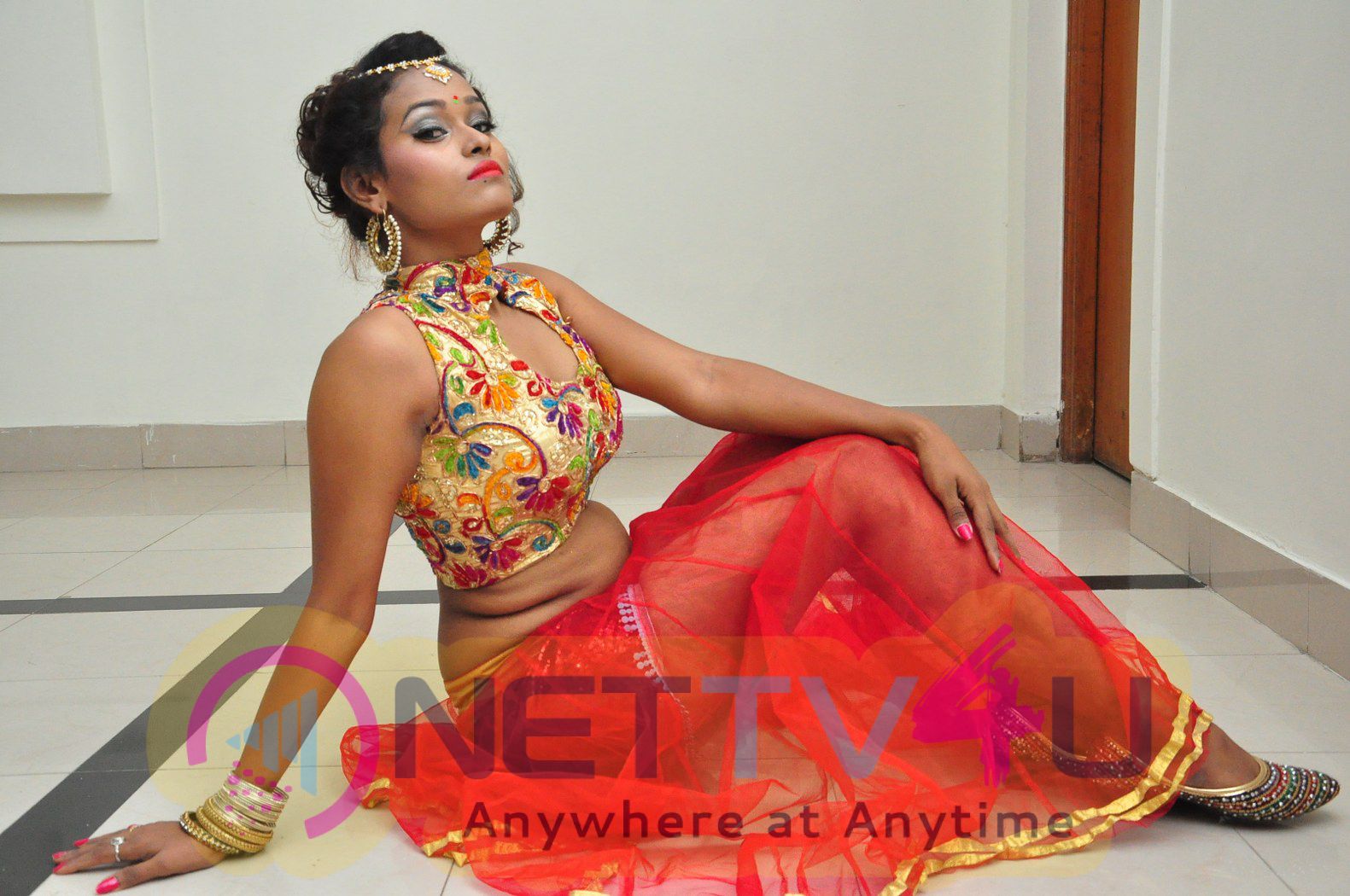 Telugu Item Dancer Nisha Hot Stills Telugu Gallery