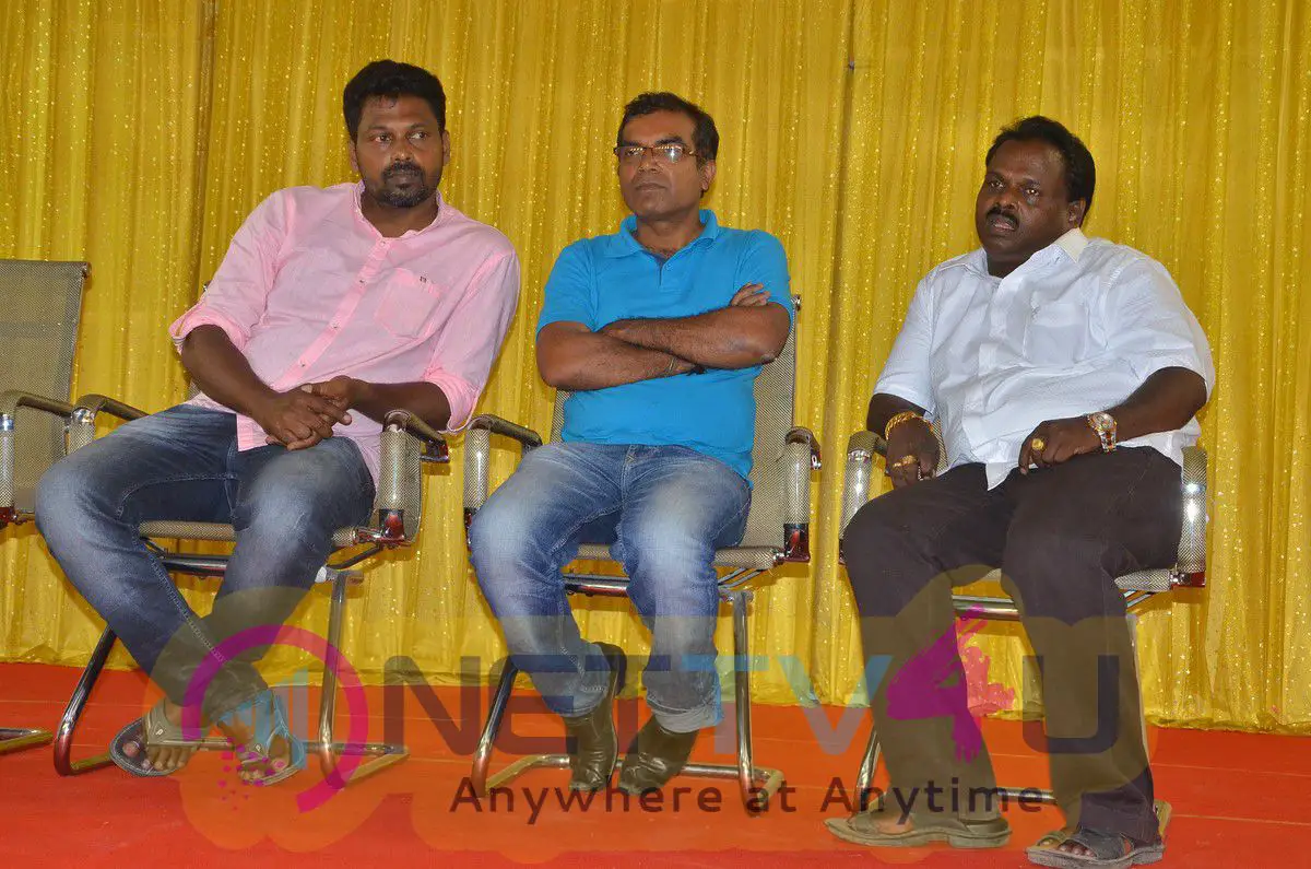 Thiraikku Varaadha Kadhai Press Meet Exclusive Photos Tamil Gallery