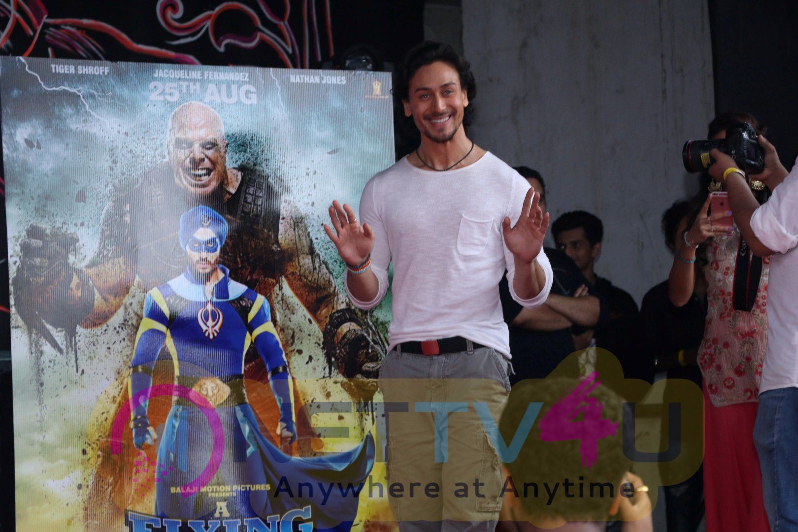 Tiger Shroff & Jacqueline Fernandez Visits Umang Festival Photos Hindi Gallery